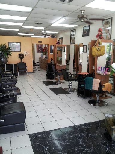 Beauty Salon «Tatiana Beauty salon», reviews and photos, 6633 Pembroke Rd, Pembroke Pines, FL 33023, USA