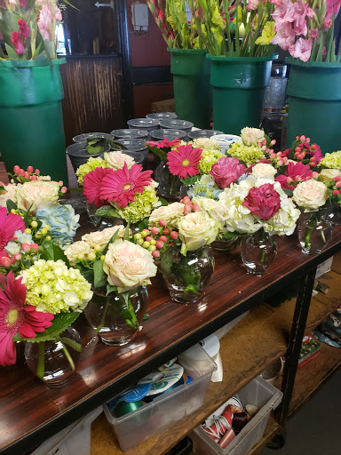 Florist «Cadden Florist», reviews and photos, 1702 Oram St, Scranton, PA 18504, USA