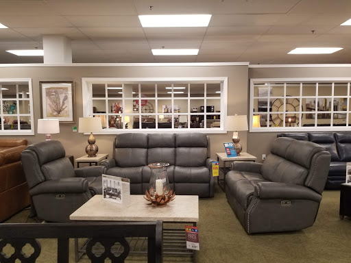 Furniture Store «Raymour & Flanigan Furniture and Mattress Store», reviews and photos, 2795 Richmond Ave, Staten Island, NY 10314, USA