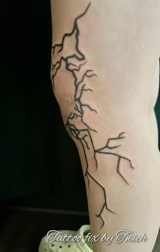 Explore animal skull tattoo ideas, creative tattoo ideas in San Tan Valley, available at Frontier Tattoo Company