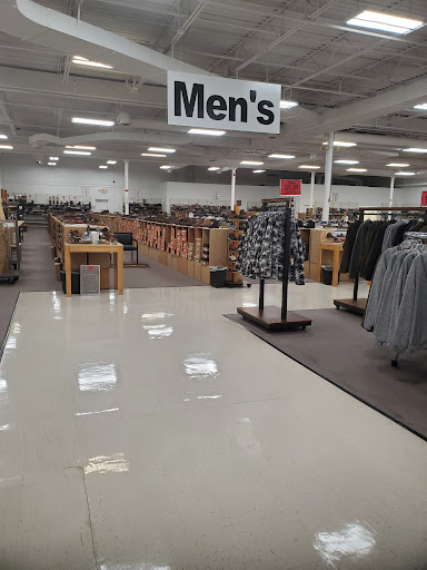 Shoe Store «Shoe Gallery», reviews and photos, 606 Holcomb Bridge Rd #130, Roswell, GA 30076, USA