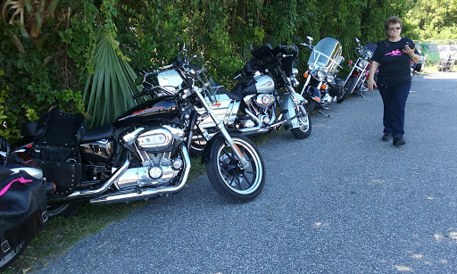 Bar «Thunder Tavern & Liquor Closet», reviews and photos, 5111 FL-54, New Port Richey, FL 34652, USA