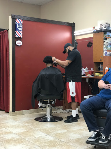 Barber Shop «Headz Up Barber Shop Inc», reviews and photos, 16529 NW 57th Ave, Miami Gardens, FL 33014, USA