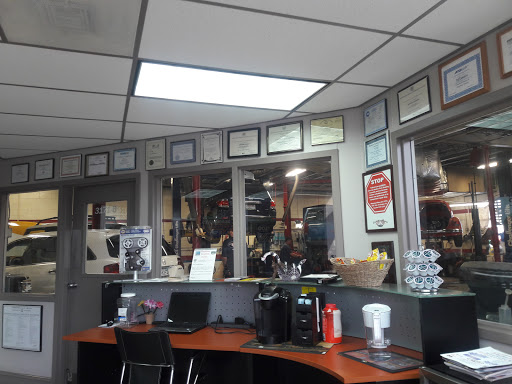 Auto Repair Shop «Circle Auto Repair», reviews and photos, 3171 Spring St b, Fairfax, VA 22031, USA