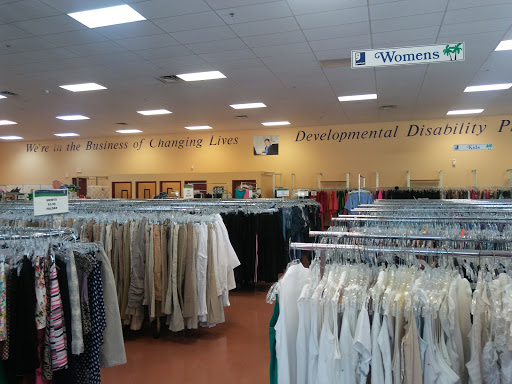 Thrift Store «Goodwill Port St. Lucie/Gatlin Store & Donation Center», reviews and photos