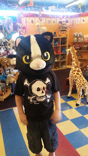 Toy Store «Hopscotch Toys», reviews and photos, 103 SE Baker St, McMinnville, OR 97128, USA