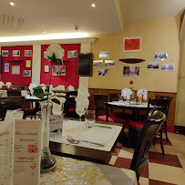 Atmosphère du Restaurant français La Cote A L'os à Charleville-Mézières - n°6