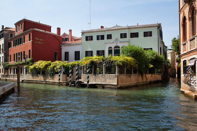 Photo hôtels Pensione Accademia - Villa Maravege 30123 Venice