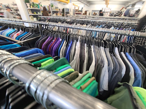 Thrift Store «Goodwill Store», reviews and photos, 23740 El Toro Rd e, Lake Forest, CA 92630, USA