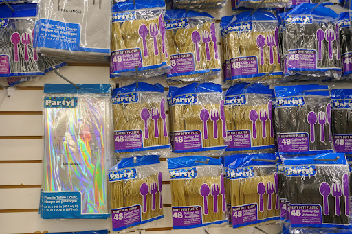 Dollar Store «Dollar Tree», reviews and photos, 950 American Legion Hwy, Boston, MA 02131, USA