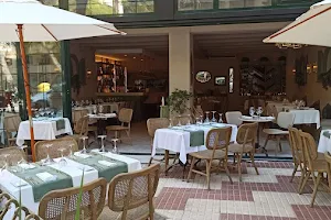 Casa tua Restaurant Marbella image