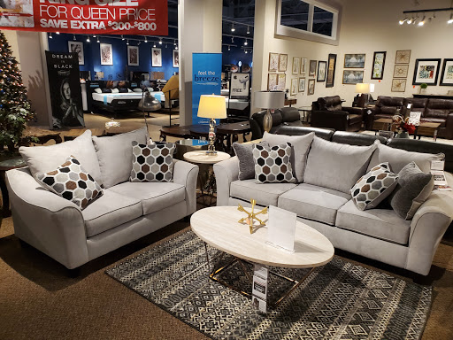 Furniture Store «Gardner-White Furniture», reviews and photos, 45300 Hayes Rd, Macomb, MI 48044, USA