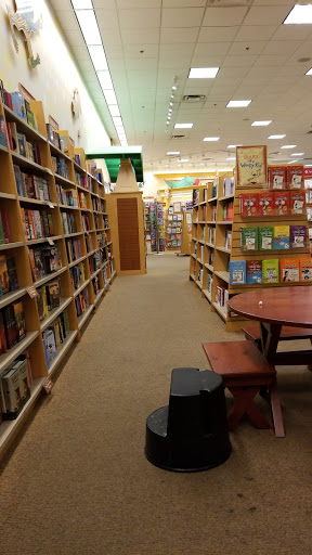 Book Store «Barnes & Noble», reviews and photos, 13719 W Bell Rd, Surprise, AZ 85374, USA