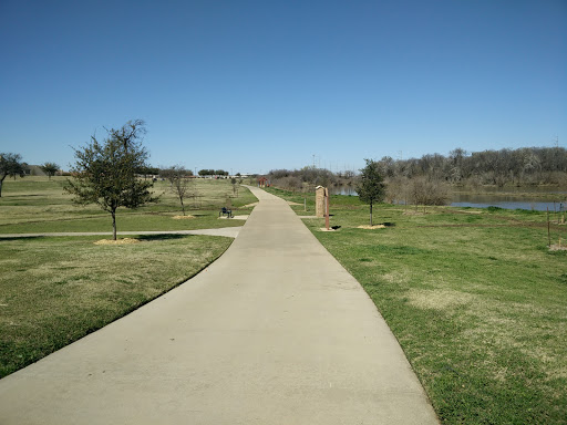 Park «California Crossing Park», reviews and photos, 5198 Riverside Dr, Irving, TX 75039, USA