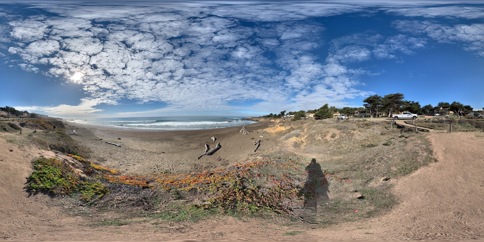 Photo of Moonstone Beach and the settlement