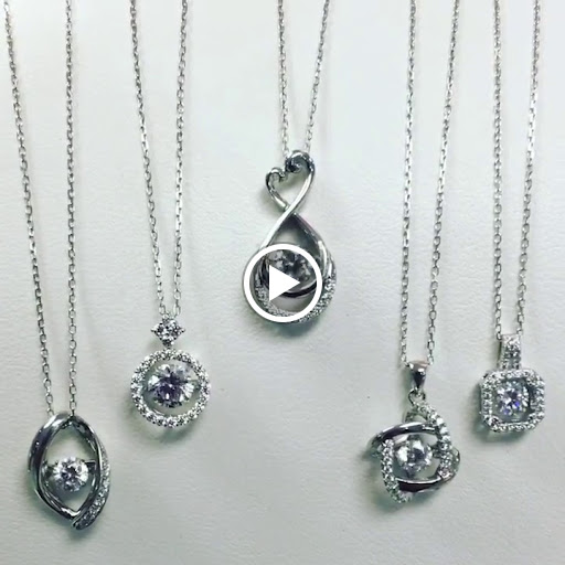 Jewelry Store «DeLyn Jewelry», reviews and photos, 29 E Washington St, Martinsville, IN 46151, USA