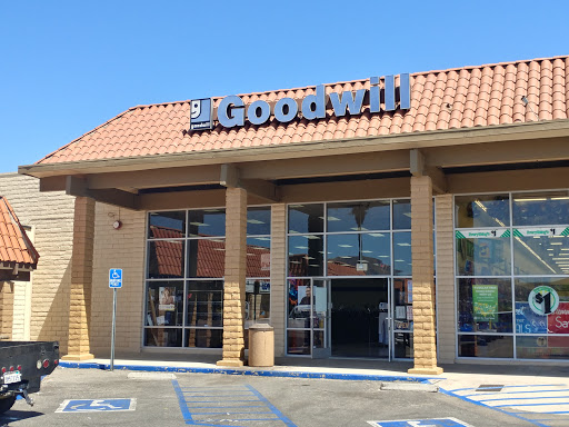 Thrift Store «Goodwill Retail Store & Donation Center», reviews and photos, 745 W Ventura St, Fillmore, CA 93015, USA