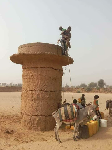 Dawakiji(Makole), Kano, Nigeria, Government Office, state Kano