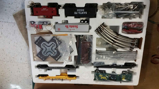 Thrift Store «Childrens Hospital Thrift Shop», reviews and photos, 3301 Burbank Blvd, Burbank, CA 91505, USA