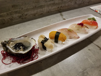 Rock-n-Saké Bar & Sushi