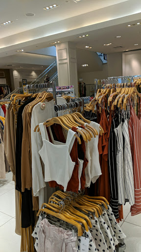 Clothing Store «Forever 21», reviews and photos, 1201 Main St 101& 201, Houston, TX 77002, USA