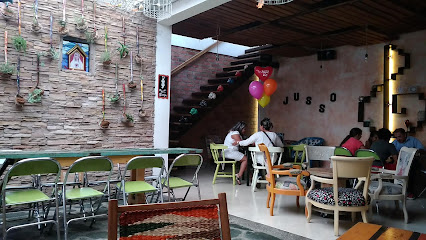 Jus,so Café La Pola - Cl. 7 #2-60, Ibagué, Tolima, Colombia