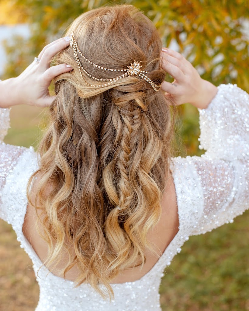 Kate Hill at Horizon Hair Studio 30024