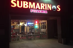 Submarino's Pizzeria image