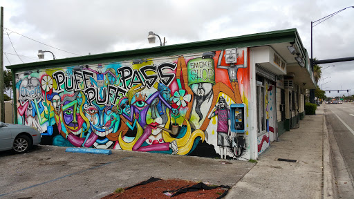Tobacco Shop «Puff Puff Pass Smoke Shop», reviews and photos, 125 W Sunrise Blvd, Fort Lauderdale, FL 33311, USA
