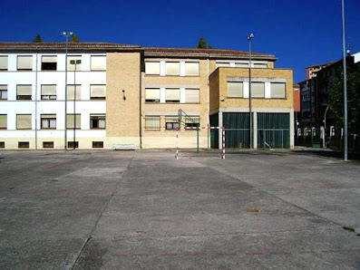 Centro de Recursos para la Equidad Educativa en Navarra C. Tajonar, 14, 31006 Pamplona, Navarra, España