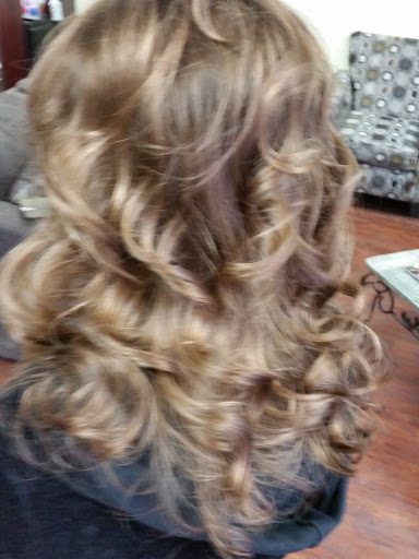 Beauty Salon «In The Cut Salon», reviews and photos, 3260 Southgate Pl SW #1, Cedar Rapids, IA 52404, USA