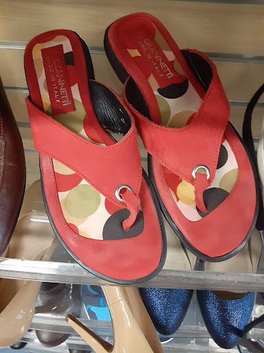 Thrift Store «Goodwill Industries of the Chesapeake, Inc.», reviews and photos, 1012 York Rd, Towson, MD 21204, USA