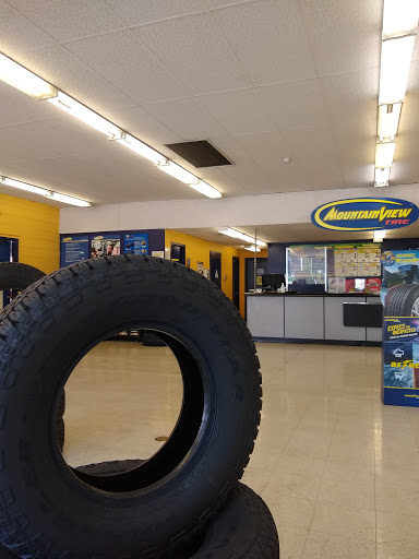 Auto Repair Shop «Mountain View Tire & Auto Service», reviews and photos, 23440 Lyons Ave, Newhall, CA 91321, USA