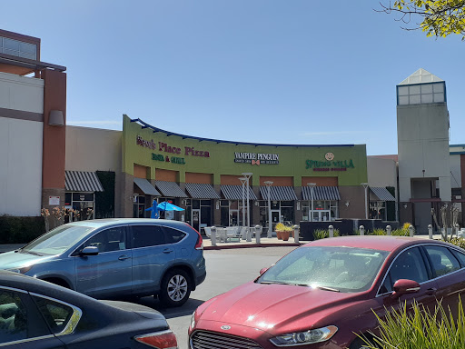 Vampire Penguin Shaved Snow and Desserts, 9135 W Stockton Blvd, Elk Grove, CA 95758, USA, 