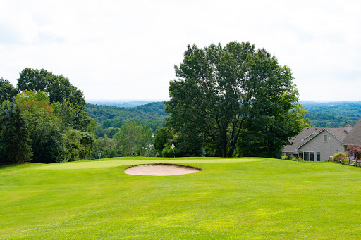 Golf Course «Woodcliff Golf Course», reviews and photos, 199 Woodcliff Dr, Fairport, NY 14450, USA