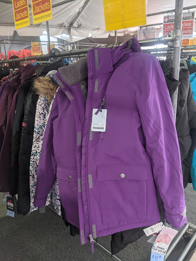 Ski Shop «BOBOS SKI BOARD PATIO», reviews and photos, 475 E Moana Ln, Reno, NV 89502, USA