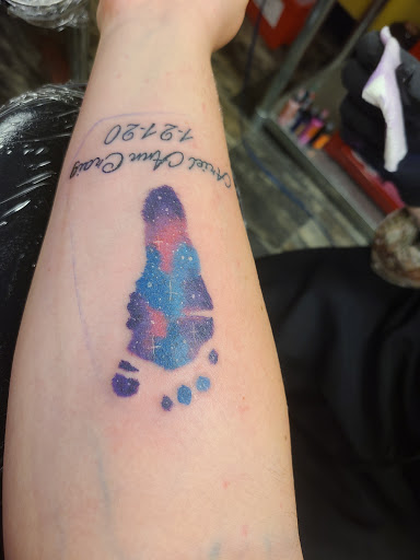 Tattoo Shop «Queen City Classic Tattoos», reviews and photos, 1323 Wabash Ave, Terre Haute, IN 47807, USA