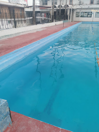 ESpadas swimming Club [Hotel Conchita]