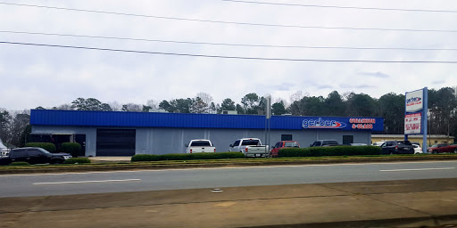 Auto Body Shop «Gerber Collision & Glass», reviews and photos, 803 Bascomb Commercial Pkwy, Woodstock, GA 30189, USA