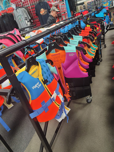 Sporting Goods Store «Sportco Warehouse Sporting Goods», reviews and photos, 4602 20th St E, Fife, WA 98424, USA