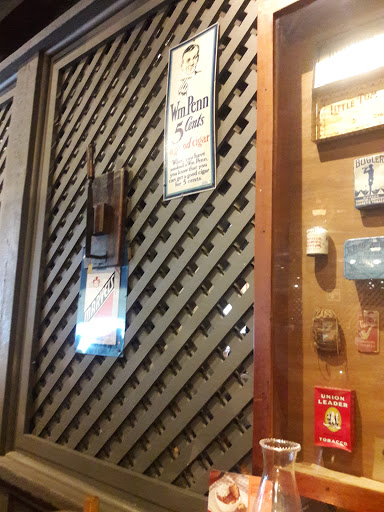 American Restaurant «Cracker Barrel Old Country Store», reviews and photos, 716 N Campbell Station Rd, Farragut, TN 37934, USA