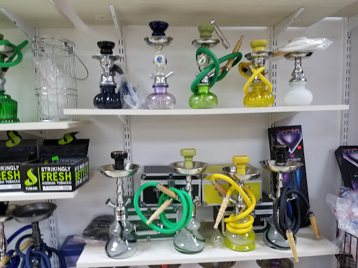 Tobacco Shop «Lombard Tobacco», reviews and photos, 890 E Roosevelt Rd, Lombard, IL 60148, USA