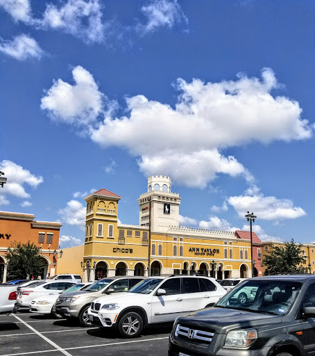 Outlet Store «Polo Ralph Lauren Factory Store», reviews and photos, 3939 S Interstate Hwy 35 #165, San Marcos, TX 78666, USA