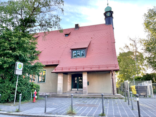 Georg-Holzbauer-Mittelschule