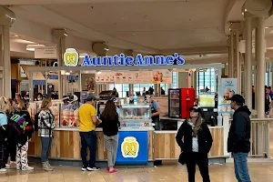 Auntie Anne's image