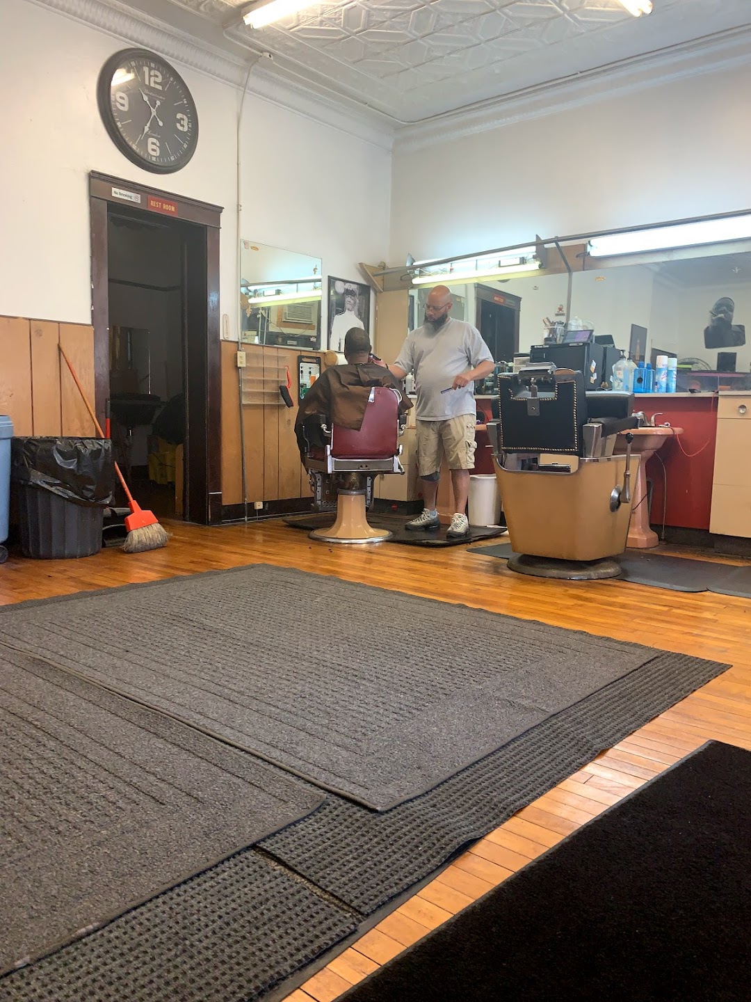 Els Barber Shop