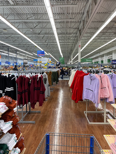 Discount Store «Walmart», reviews and photos, 44575 Mound Rd, Sterling Heights, MI 48314, USA