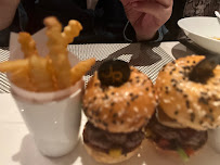 Hamburger du Restaurant gastronomique L'Atelier de Joël Robuchon à Paris - n°9