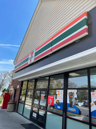 7-Eleven, 605 7th St, Laurel, MD 20707, USA, 