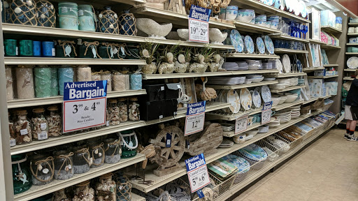 Home Goods Store «Christmas Tree Shops», reviews and photos, 365 US-206, Bridgewater, NJ 08807, USA